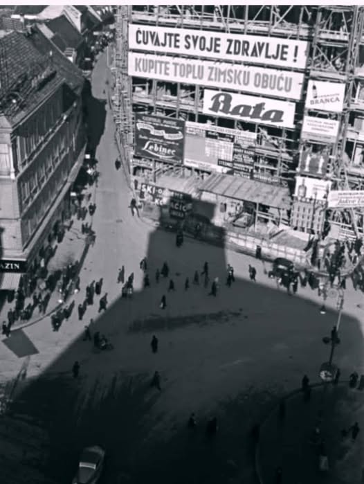 Trg bana Jelačića 3, gradnja zgrade Assicurazioni 1937. godine (Foto Tošo Dabac)